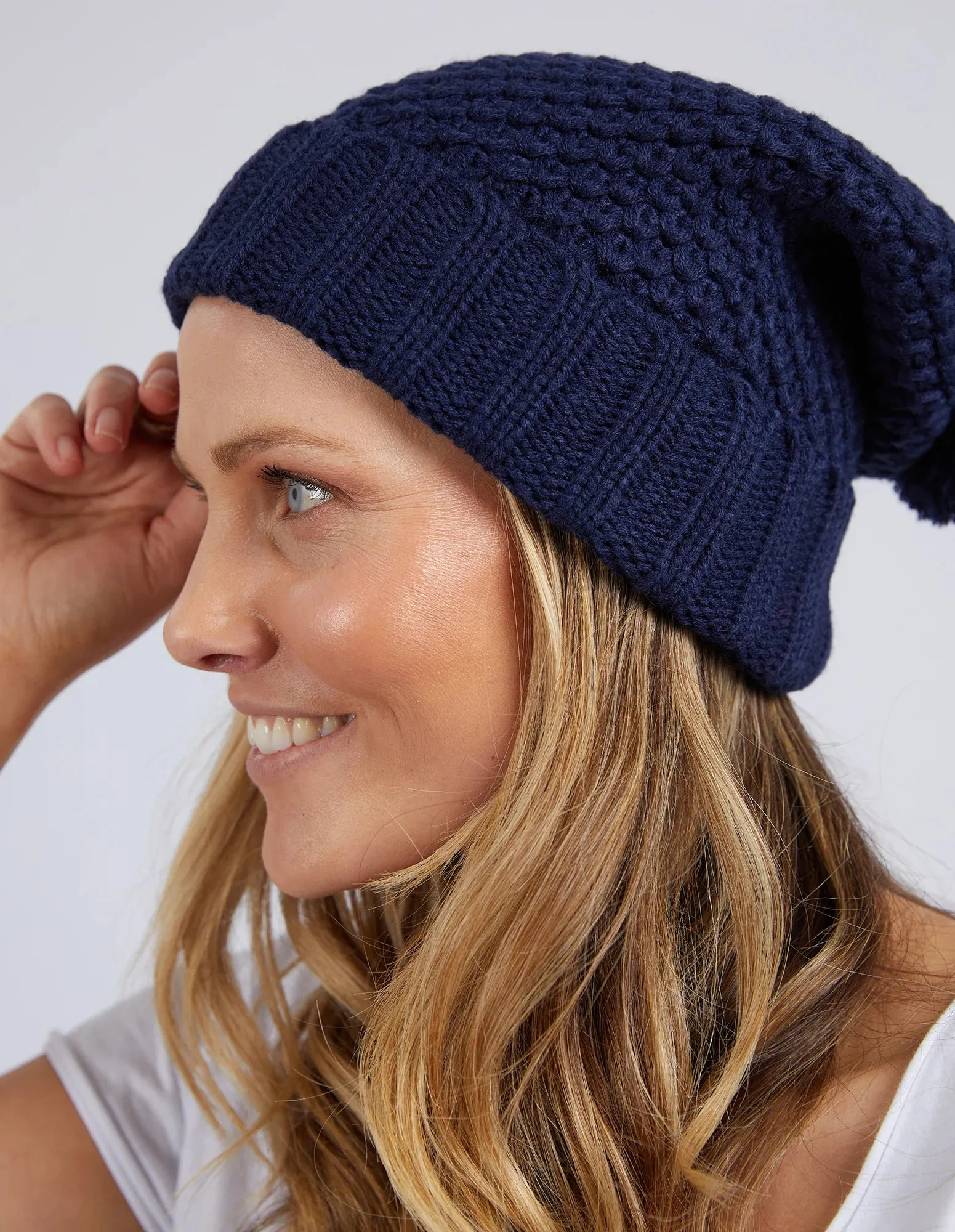Berry Beanie - Navy